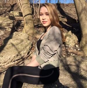 Meet your Posher, Charlotte